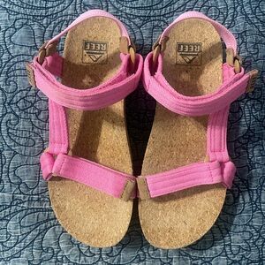 REEF Cushion REM Hi Bright Pink Sandals